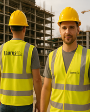 Nosimto Žuti Prsluci za Gradilišta – Reflektujuća Štampa za Vaš Brend