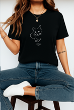 Ženska Organska Pamučna Majica sa Minimalističkim Mačka Printom – Udoban i Moderan Streetwear - tsrm9-2